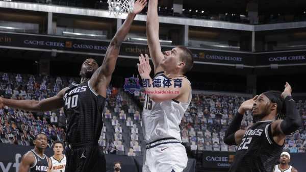 NBA十佳进球,约基奇暴扣惊艳全场